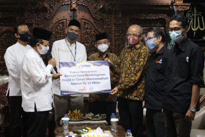 Dukung Program Sosial Keumatan, BPKH Serahkan Bantuan Kepada Muhammadiyah