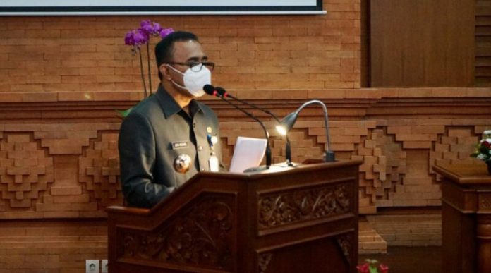 Walikota Jaya Negara Sampaikan Pidato Perdana Di Sidang Paripurna DPRD