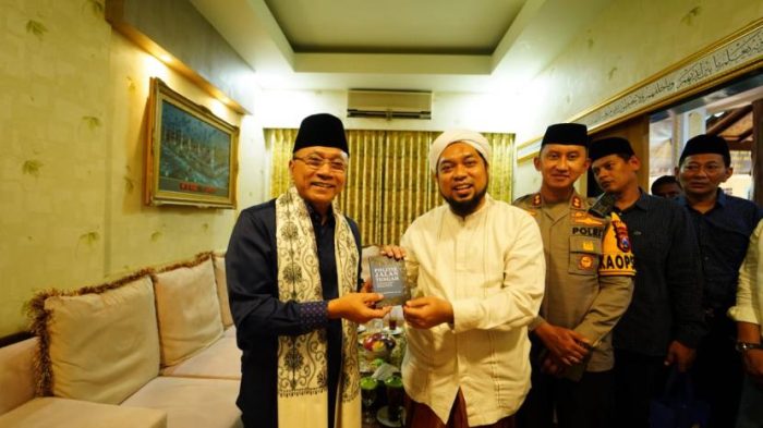 Safari Politik ke Jatim, Zulhas Dekati Kiyai NU Pasca Ditinggal Tokoh Muhammadiyah