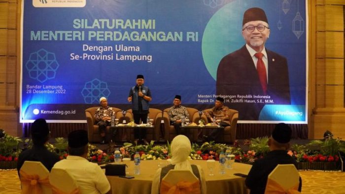 Ulama NU dan Muhammadiyah Duduk Bersama, Zulhas: Perekat Persatuan