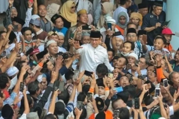 Merinding! Kedatangan Anies Baswedan di Surabaya Dapat Sambutan Luar Biasa
