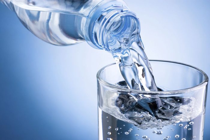 Empat Manfaat Minum Air Putih Tak Bisa Disepelekan, Jangan Sampai Kekurangan
